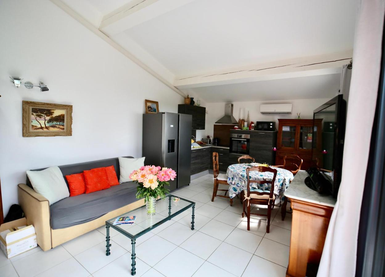 Duplex Vue Mer Plage De Saint-Clair Le Lavandou Extérieur photo